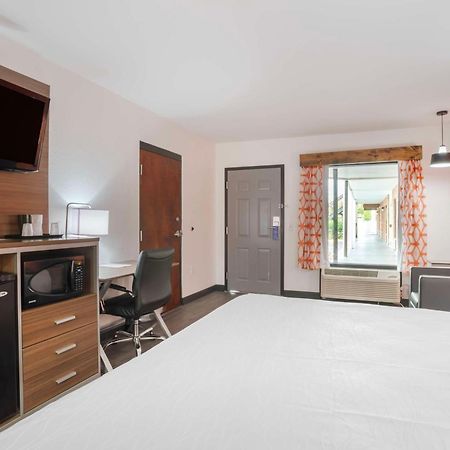 Best Western Statesville Inn Ngoại thất bức ảnh